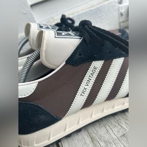 Adidas originals TRX Vintage 11 Men Sneakers